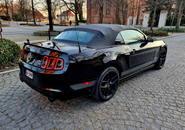 Ford Mustang cena 69000 przebieg: 208000, rok produkcji 2014 z Luboń małe 277